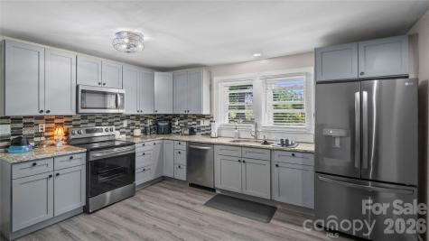 1481 Hilltop Street Albemarle NC 28001