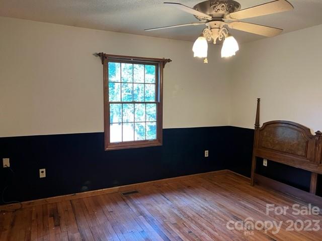 2752 Old Highway 221 S Marion NC 28752