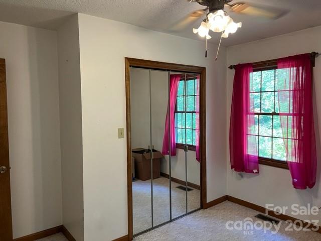 2752 Old Highway 221 S Marion NC 28752