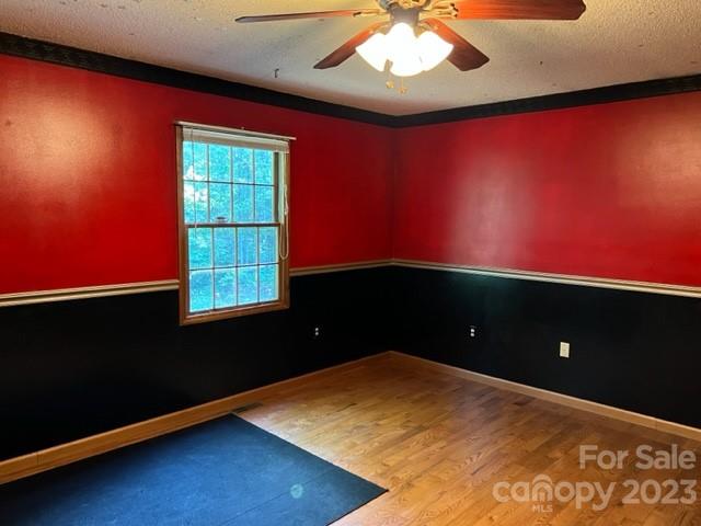 2752 Old Highway 221 S Marion NC 28752