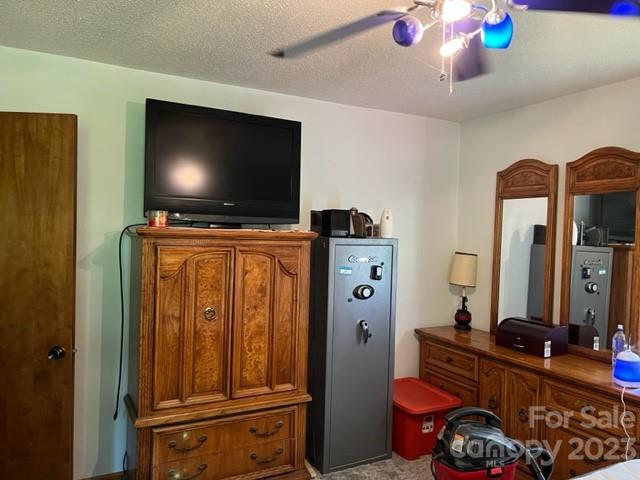 2752 Old Highway 221 S Marion NC 28752