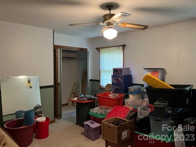 2752 Old Highway 221 S Marion NC 28752