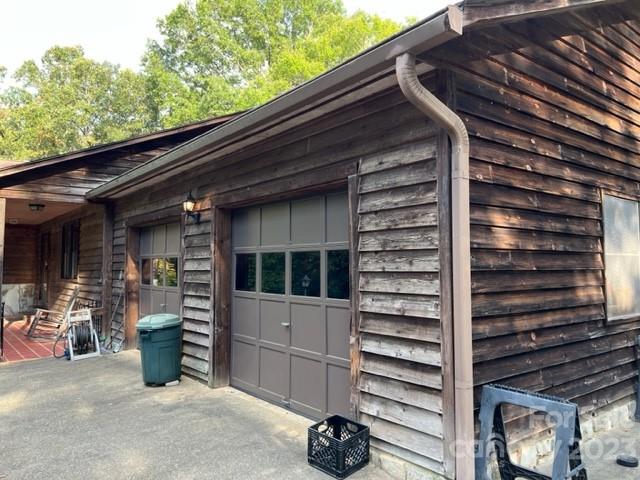 2752 Old Highway 221 S Marion NC 28752