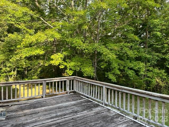 2752 Old Highway 221 S Marion NC 28752