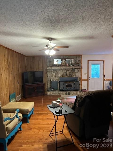 2752 Old Highway 221 S Marion NC 28752