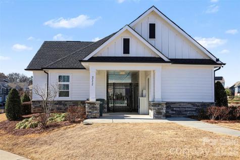 2744 Trinity Street Monroe NC 28110
