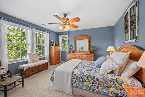420 Kanuga Forest Drive Hendersonville NC 28739
