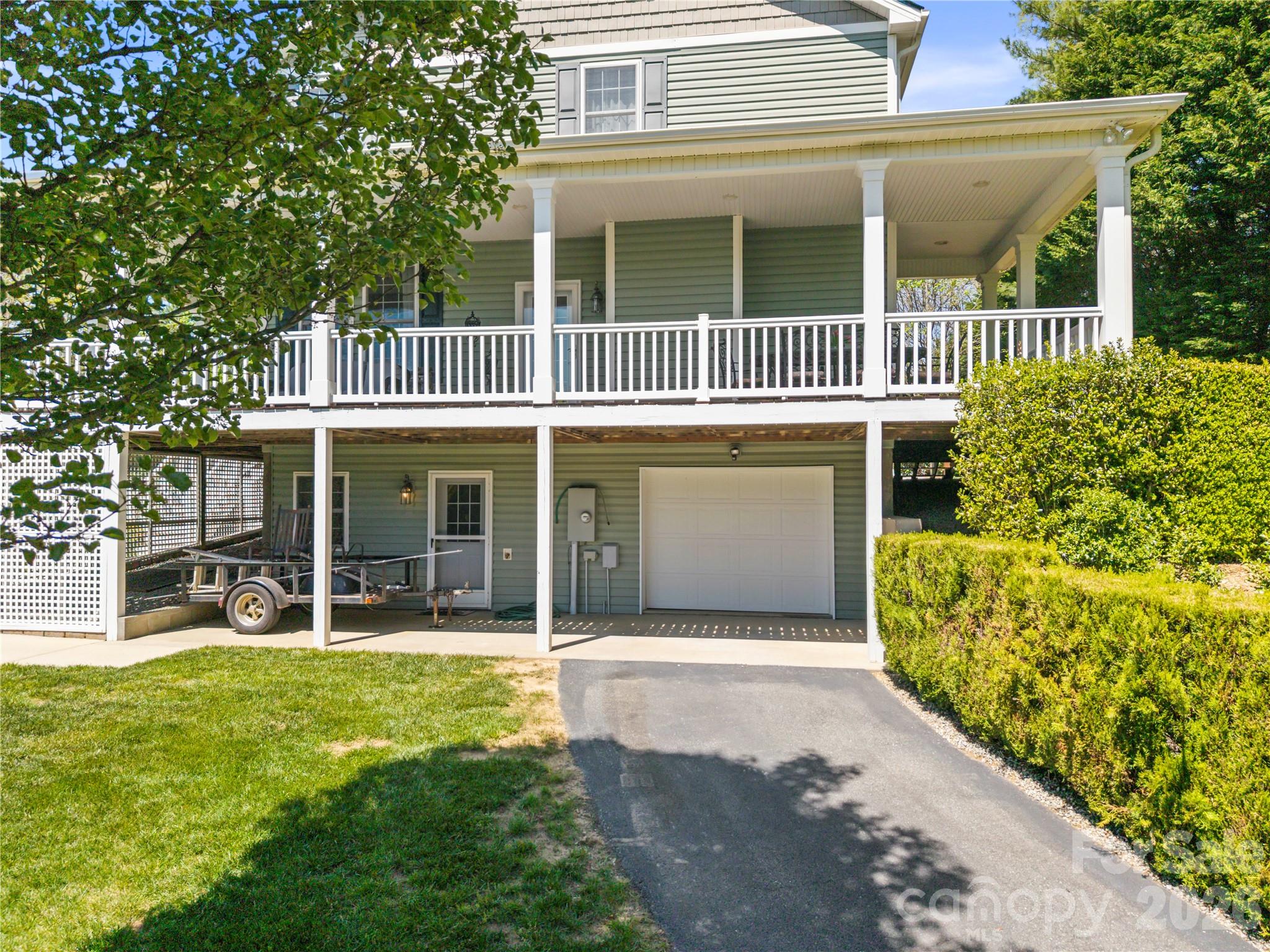420 Kanuga Forest Drive Hendersonville NC 28739