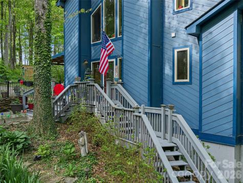 228 Continental Divide Road Spruce Pine NC 28777
