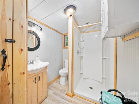 228 Continental Divide Road Spruce Pine NC 28777
