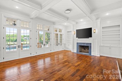 4536 Parview Drive N Charlotte NC 28226