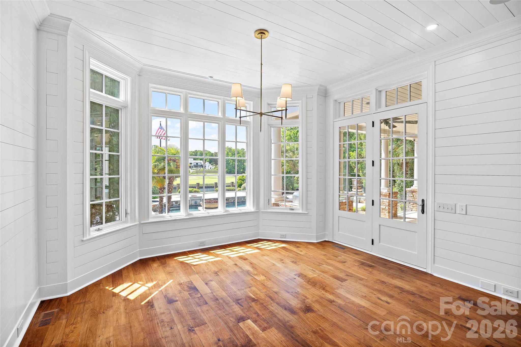 4536 Parview Drive N Charlotte NC 28226