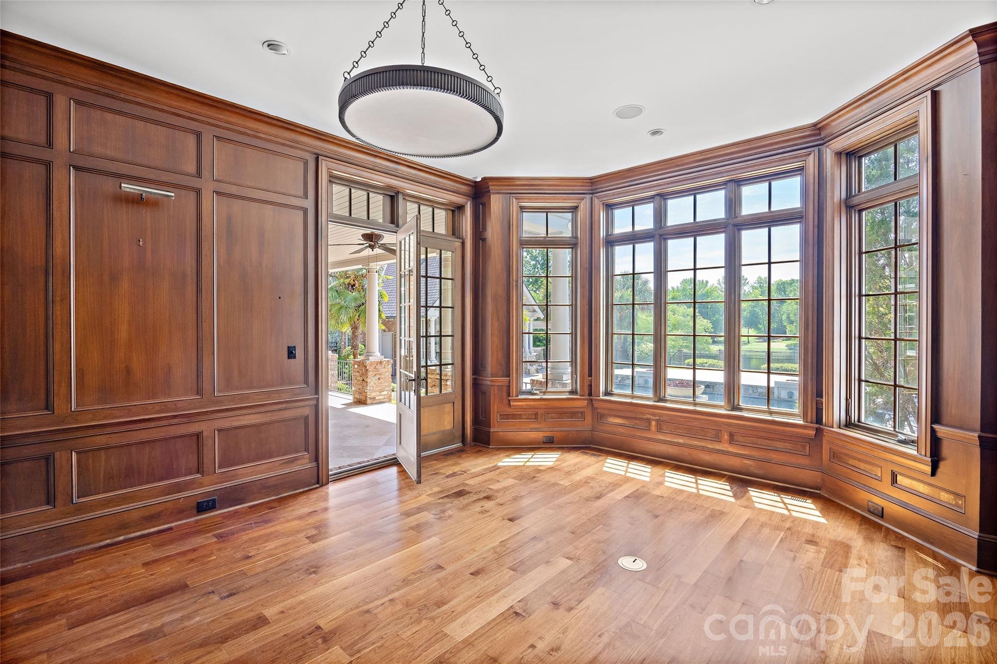 4536 Parview Drive N Charlotte NC 28226