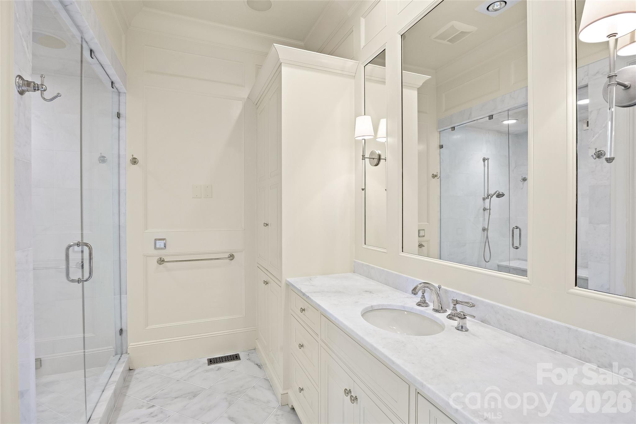 4536 Parview Drive N Charlotte NC 28226