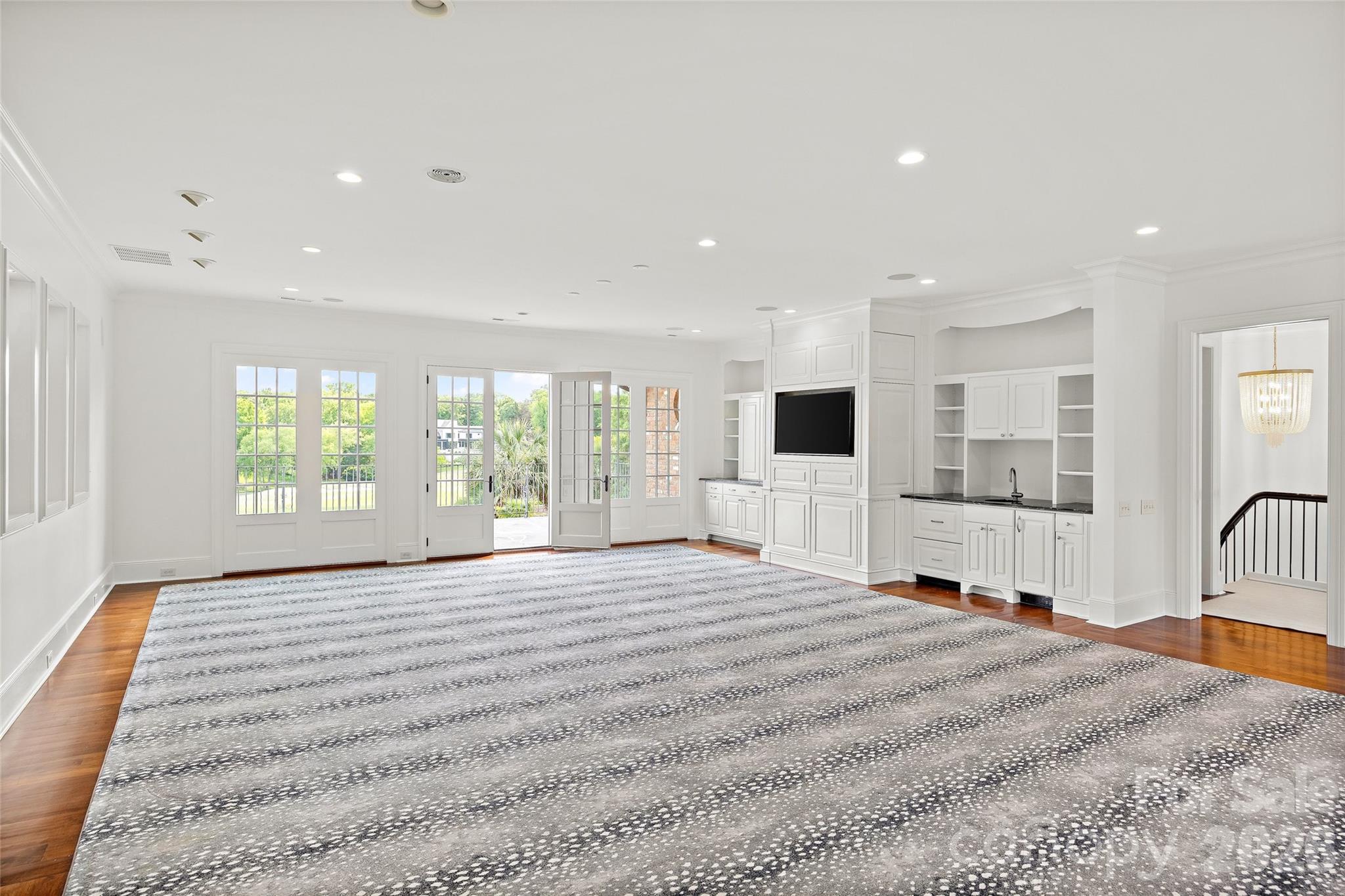 4536 Parview Drive N Charlotte NC 28226