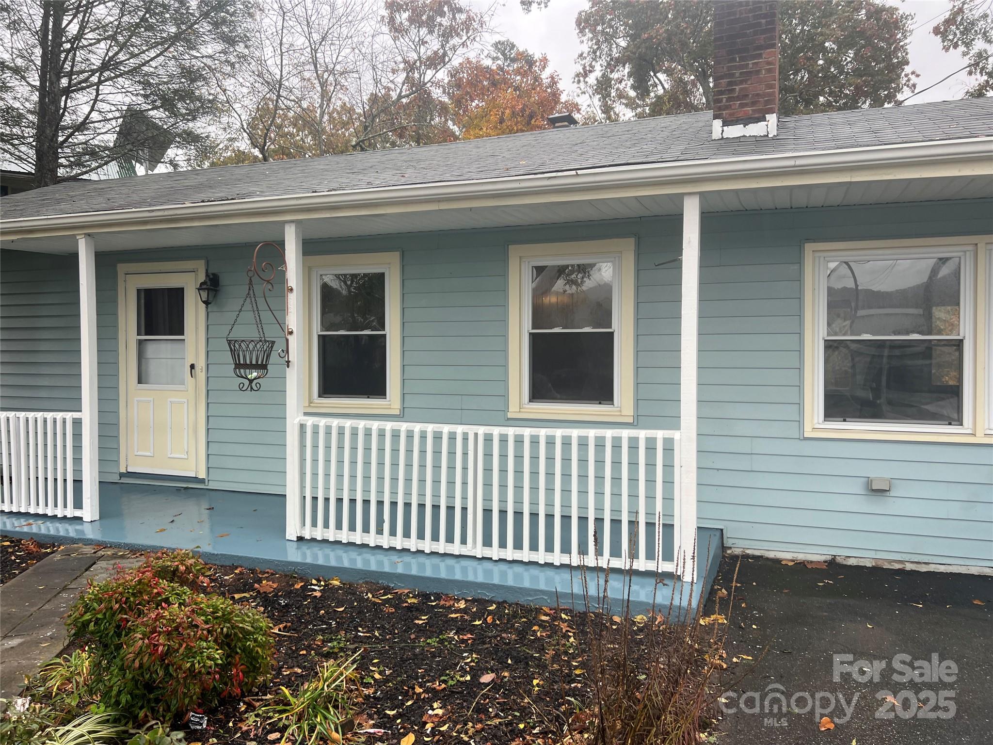 243 Governors View Asheville NC 28805