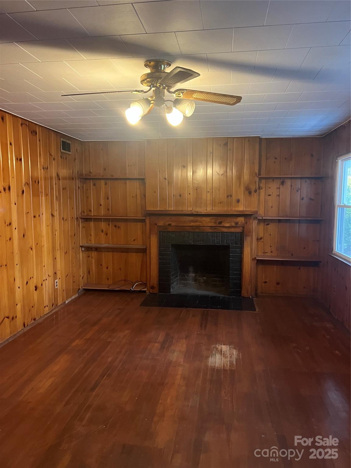 243 Governors View Asheville NC 28805