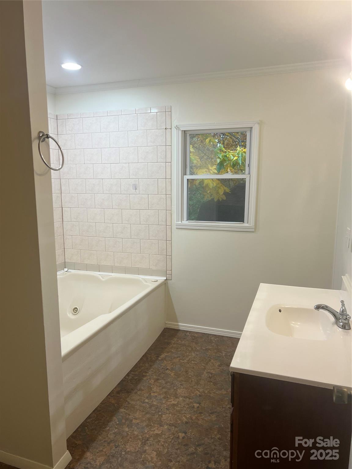 243 Governors View Asheville NC 28805