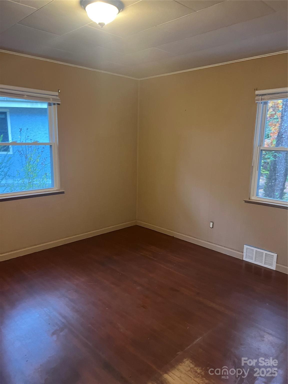 243 Governors View Asheville NC 28805