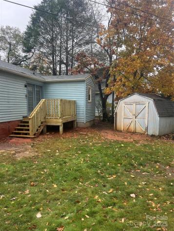 243 Governors View Asheville NC 28805