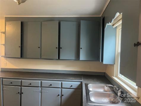 243 Governors View Asheville NC 28805