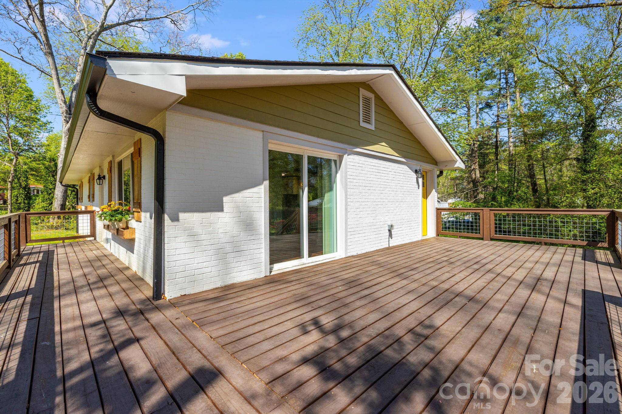 111 Sunset Hill Drive Etowah NC 28729