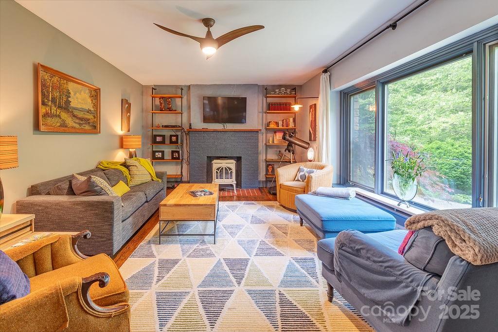 2102 Walnut Creek Road Marshall NC 28753