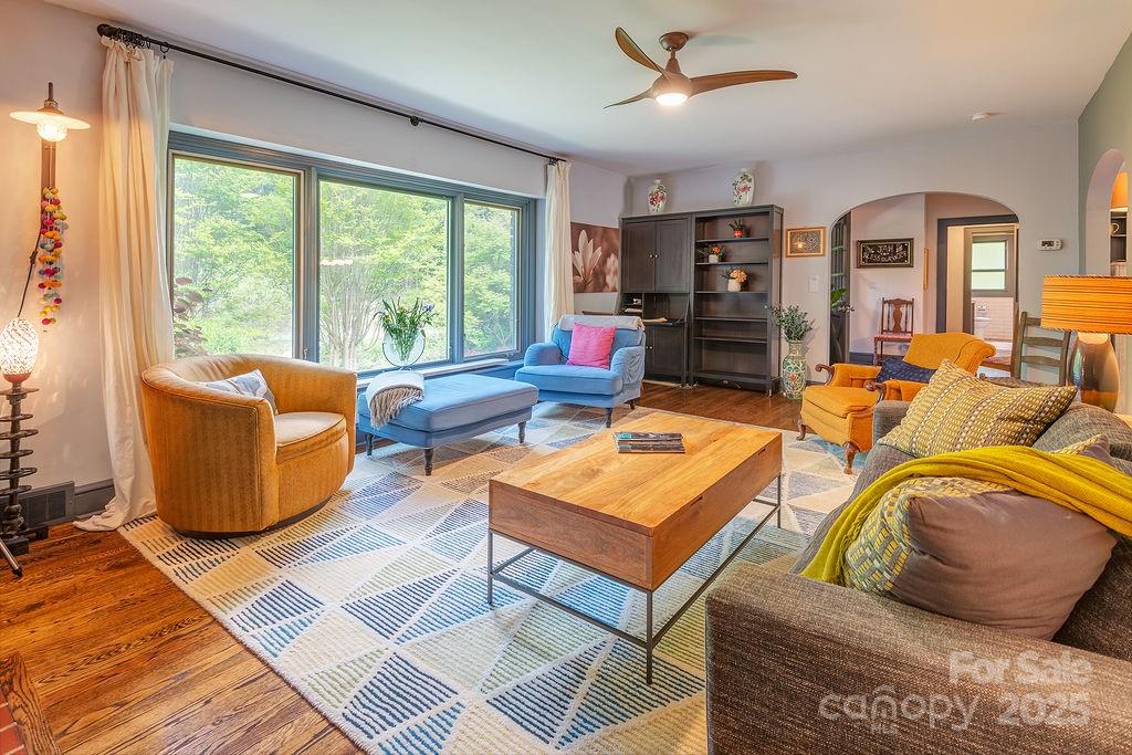 2102 Walnut Creek Road Marshall NC 28753