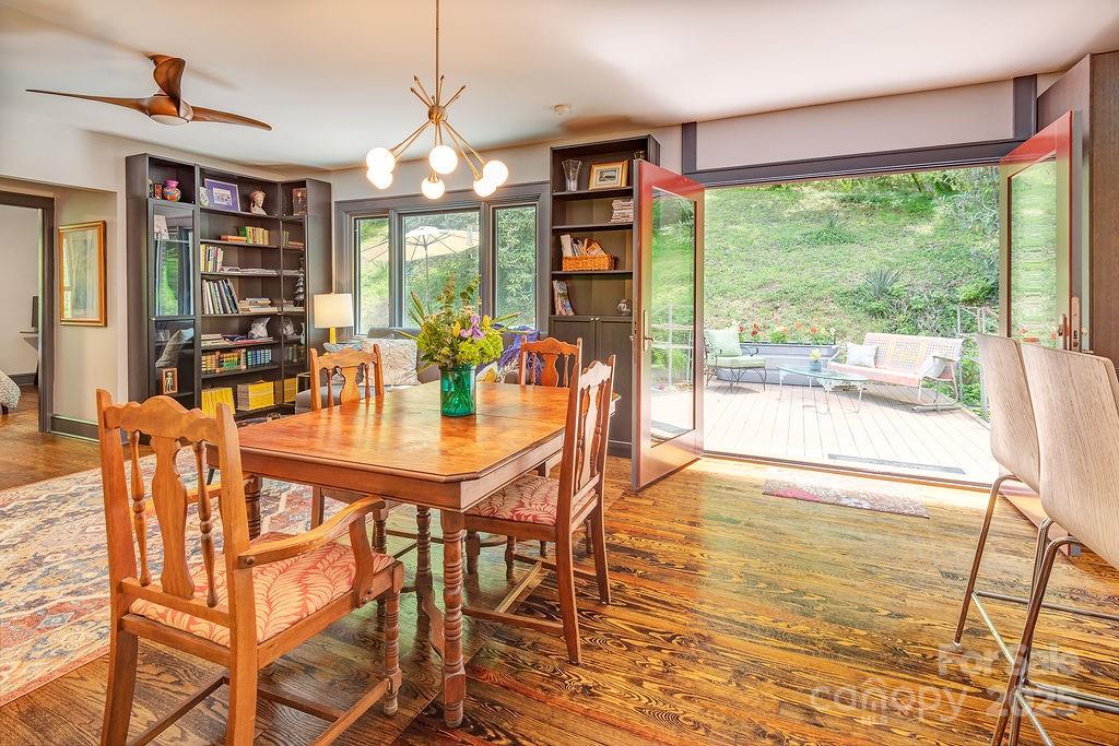 2102 Walnut Creek Road Marshall NC 28753