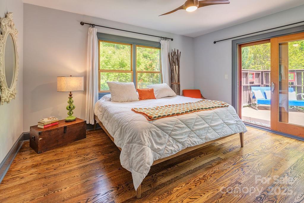 2102 Walnut Creek Road Marshall NC 28753
