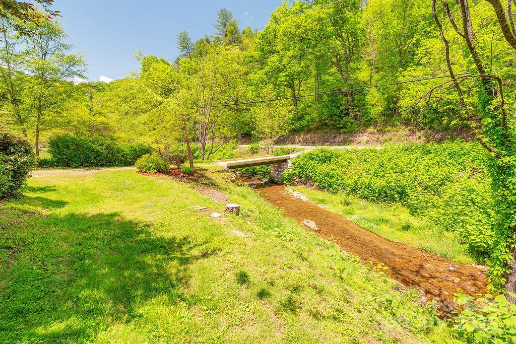 2102 Walnut Creek Road Marshall NC 28753