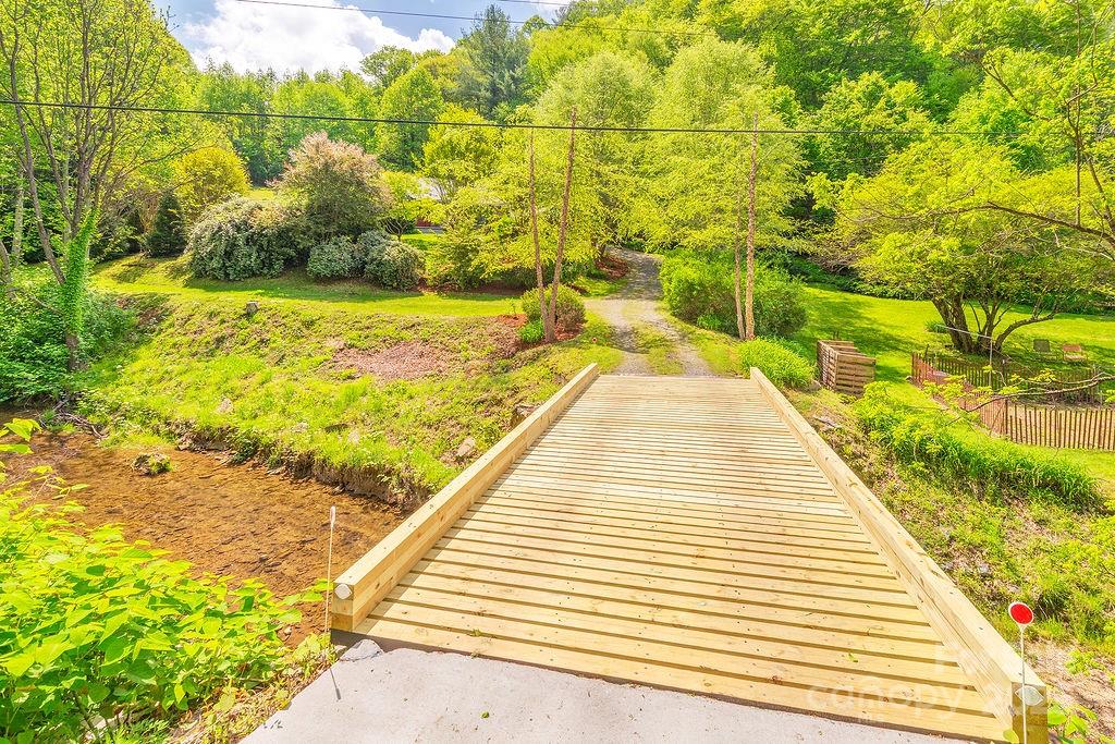 2102 Walnut Creek Road Marshall NC 28753