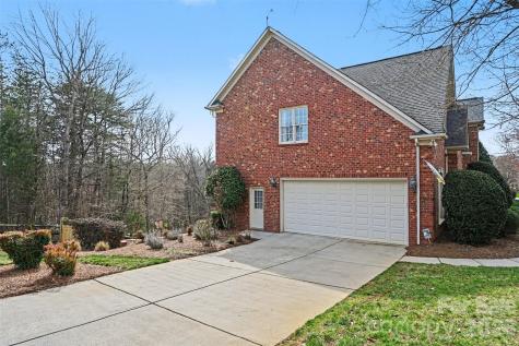 4837 Beth Lane Harrisburg NC 28075