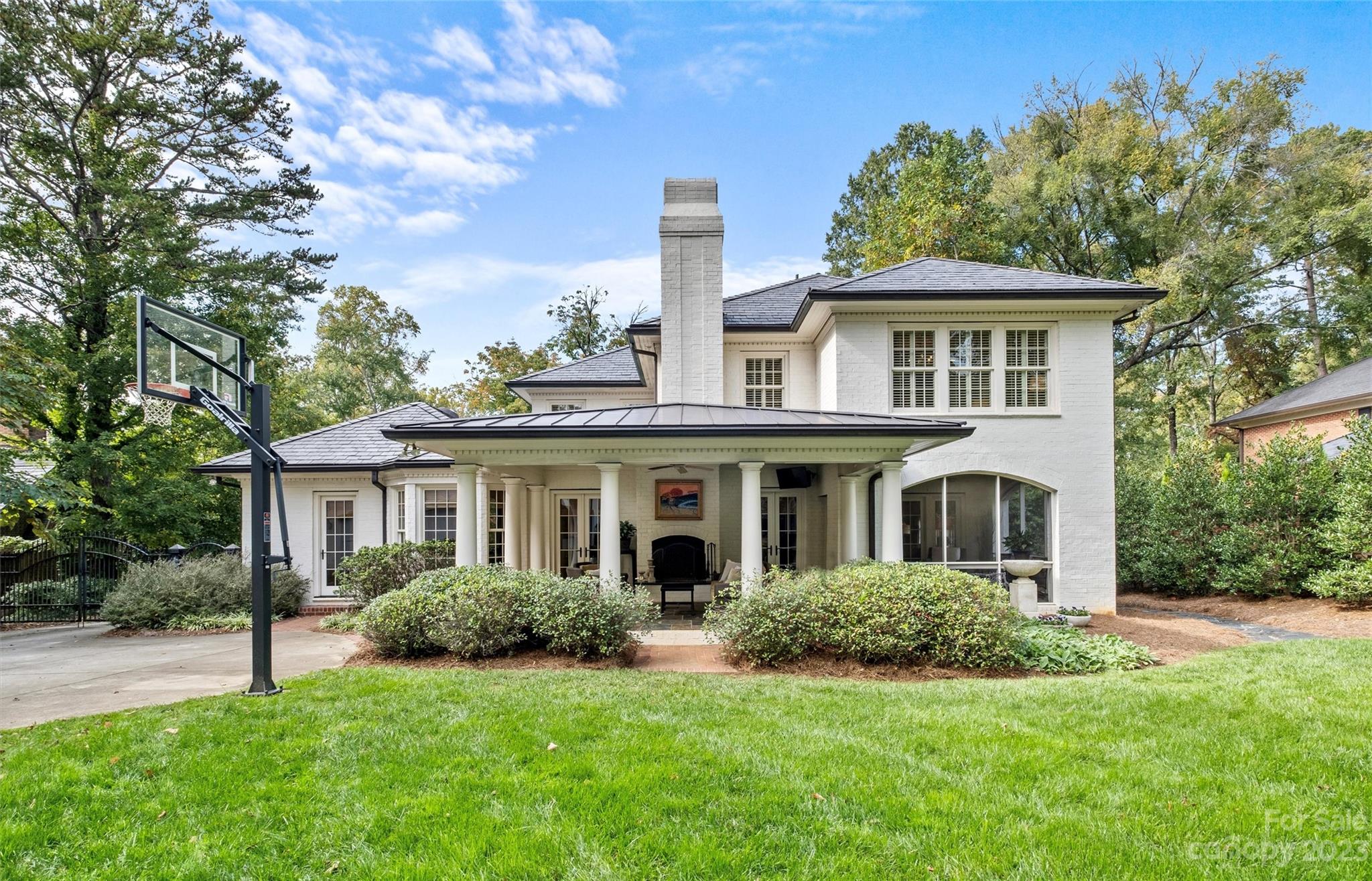 2051 Cassamia Place Charlotte NC 28211