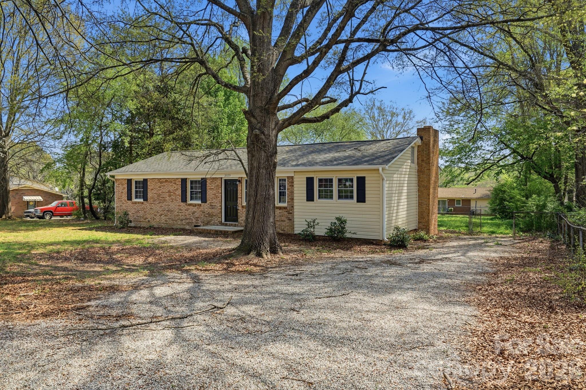 2323 Maplewood Drive Gastonia NC 28052