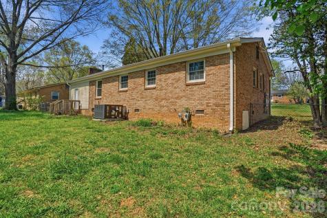 2323 Maplewood Drive Gastonia NC 28052