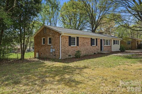2323 Maplewood Drive Gastonia NC 28052