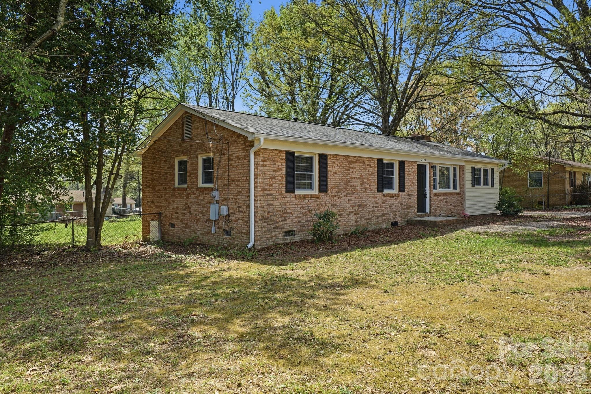 2323 Maplewood Drive Gastonia NC 28052