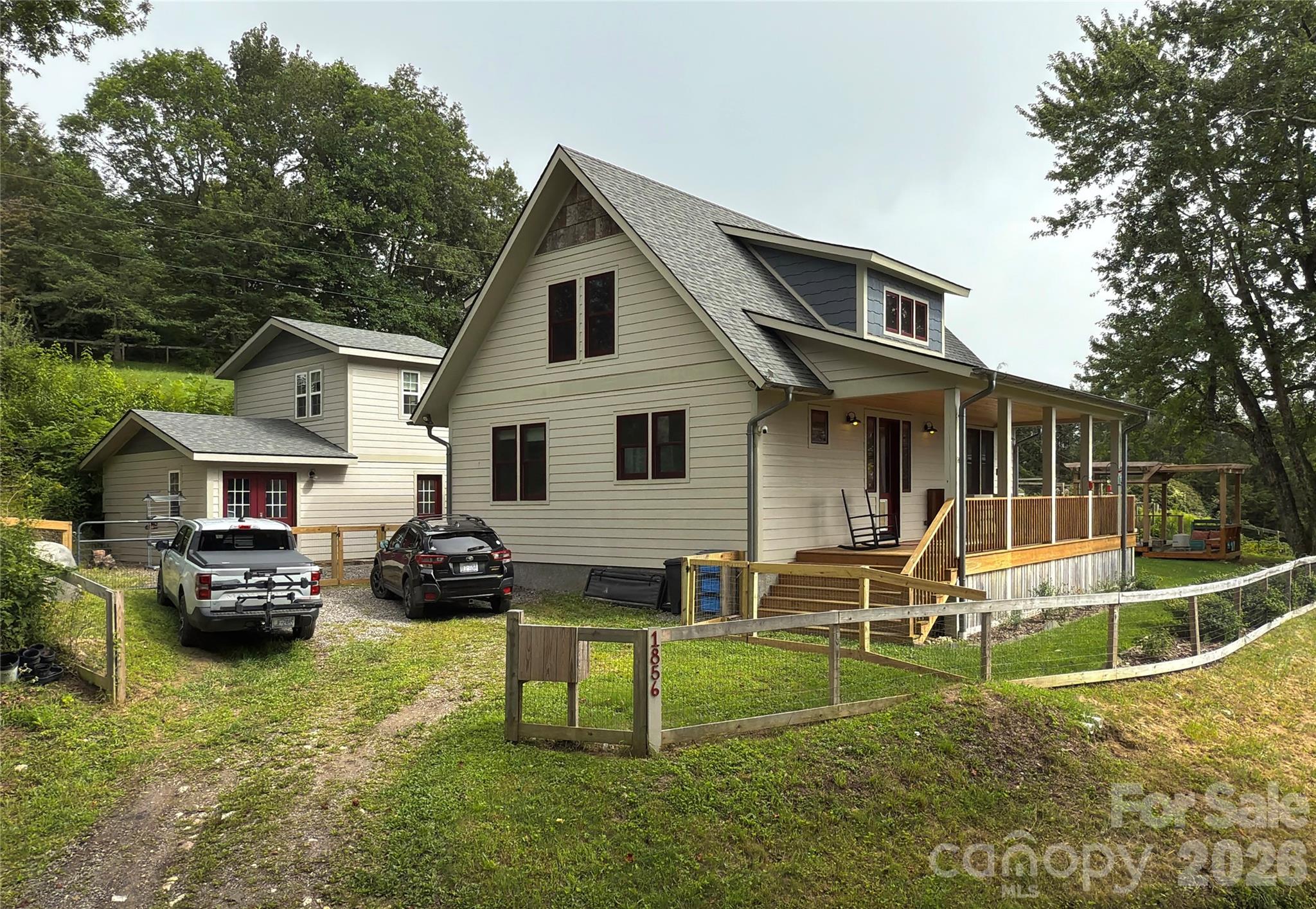 1856 Cabbage Patch Road Burnsville NC 28714