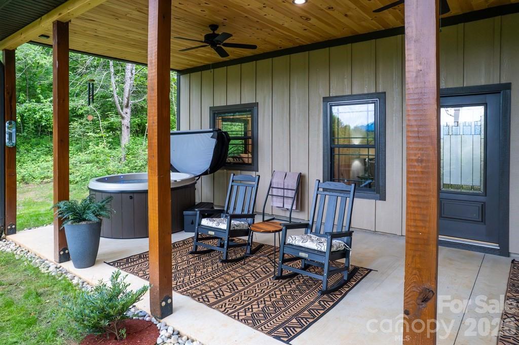 339 Honey Locust Trail Whittier NC 28789