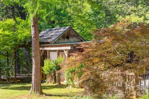 3205 Collinsville Road Columbus NC 28722