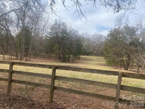 3205 Collinsville Road Columbus NC 28722