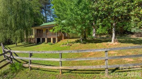 3205 Collinsville Road Columbus NC 28722