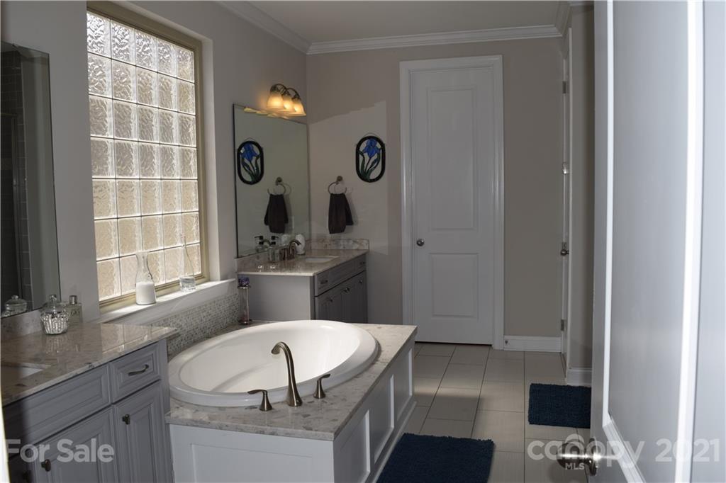 2327 Madeira Circle Waxhaw NC 28173
