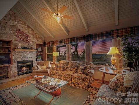 21 Ivy Ridge Road Burnsville NC 28714