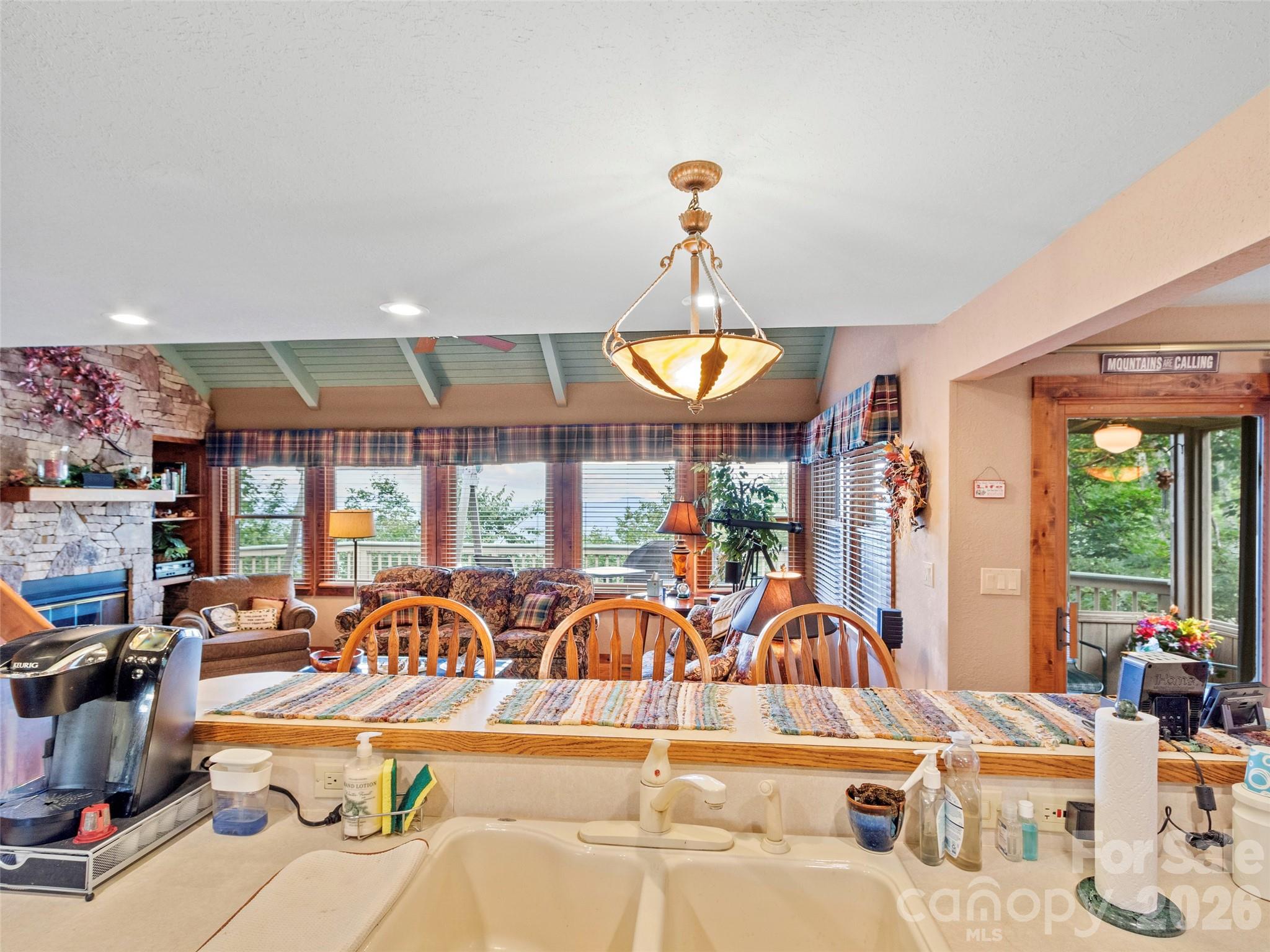 21 Ivy Ridge Road Burnsville NC 28714