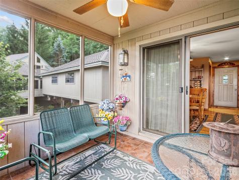 21 Ivy Ridge Road Burnsville NC 28714