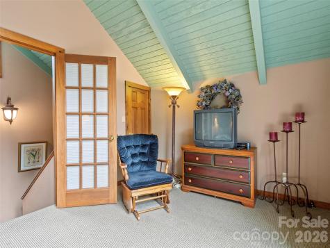 21 Ivy Ridge Road Burnsville NC 28714