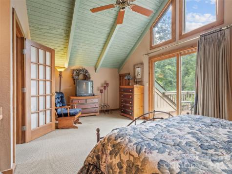 21 Ivy Ridge Road Burnsville NC 28714