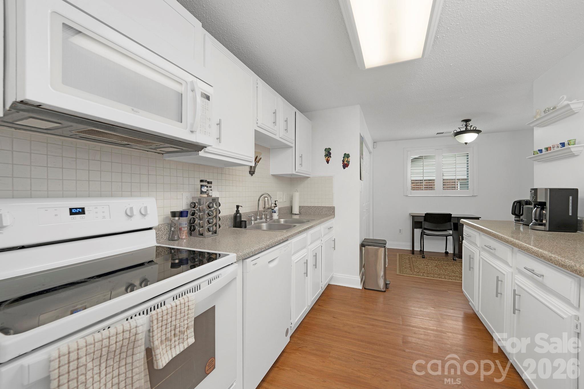 524 Regency Drive Charlotte NC 28211